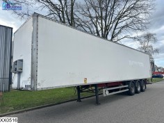 General Trailers gesloten bak