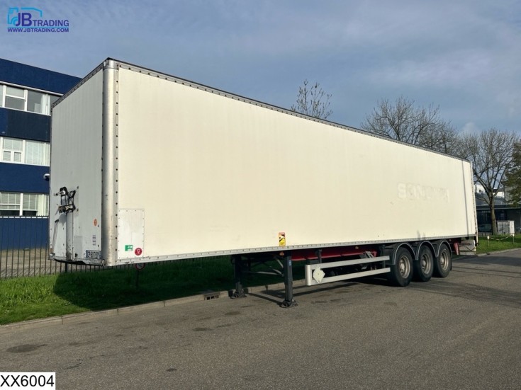 Fruehauf gesloten bak