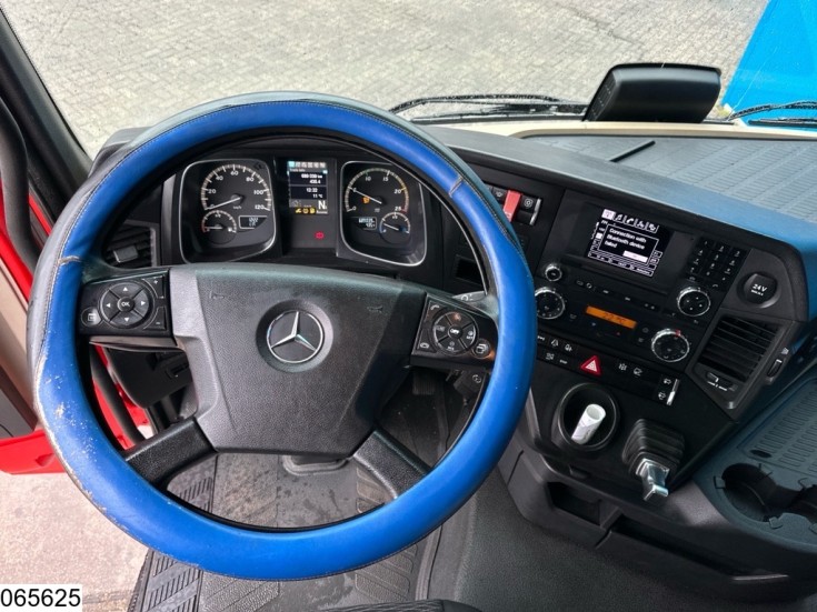 Mercedes Actros 1843