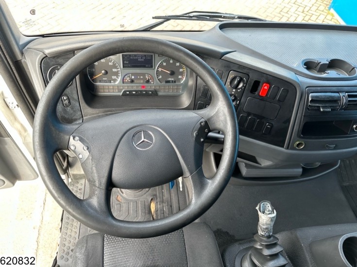 Mercedes Atego 1318