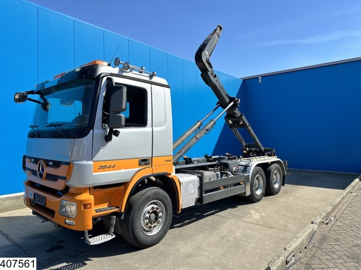 Mercedes Actros 2646