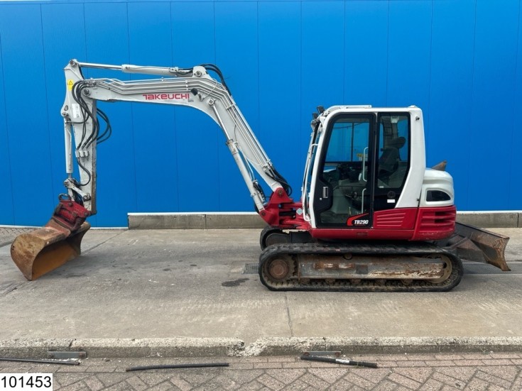 Takeuchi TB290