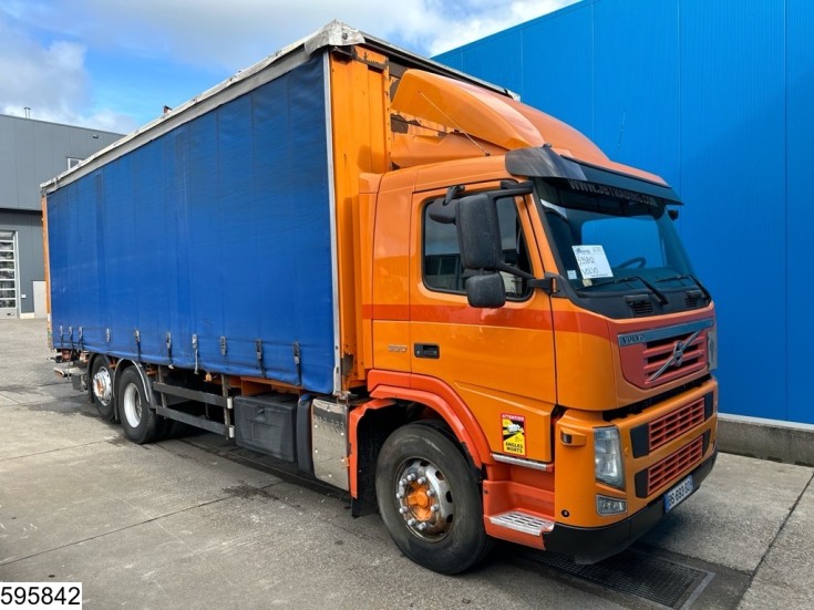 Volvo FM 330