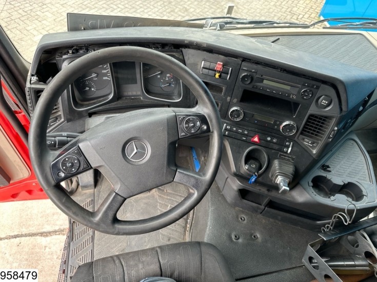 Mercedes Actros 1843