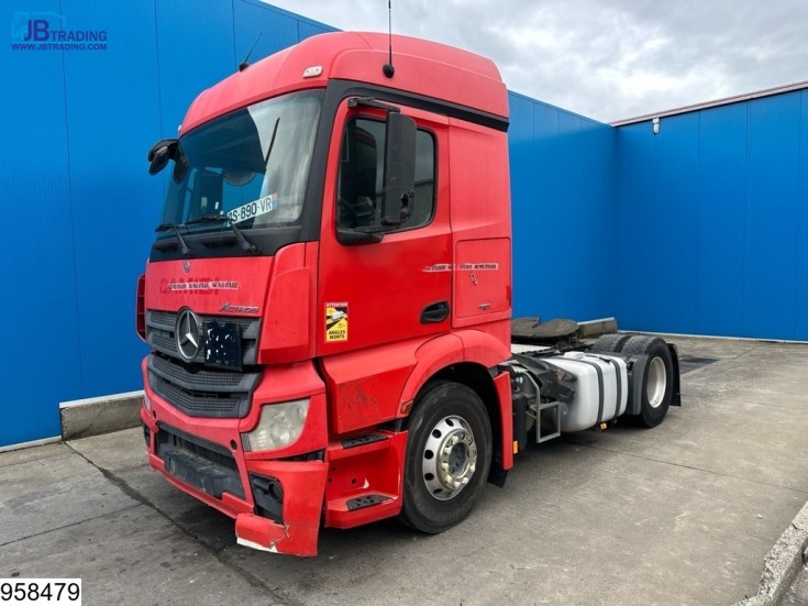 Mercedes Actros 1843