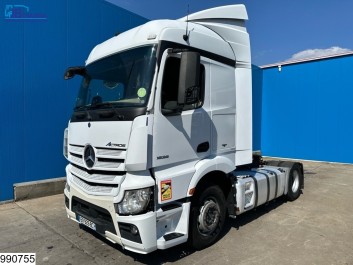 Mercedes Actros 1836