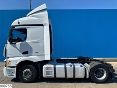 Mercedes Actros 1836