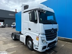 Mercedes Actros 1843