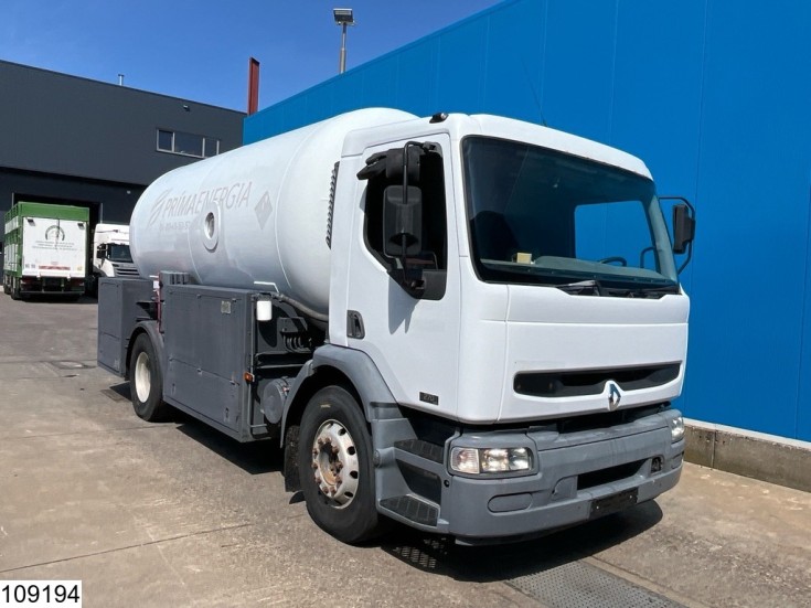 Renault Premium 270