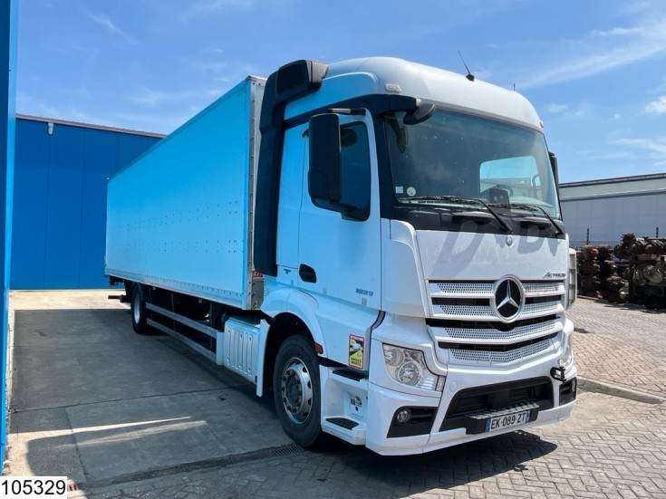 Mercedes Actros 1833