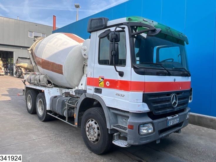 Mercedes Actros 2632