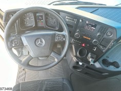 Mercedes Actros 1843