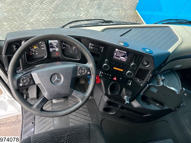 Mercedes Actros 1843