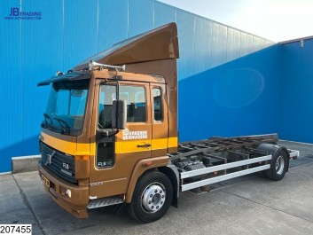 Volvo FL6 12