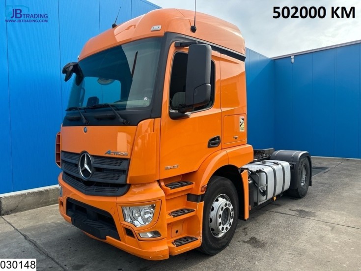 Mercedes Actros 1843