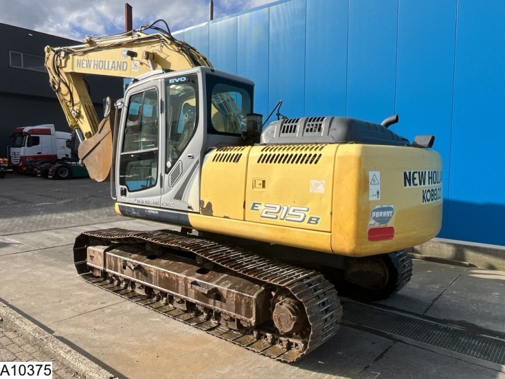 New Holland E215BL