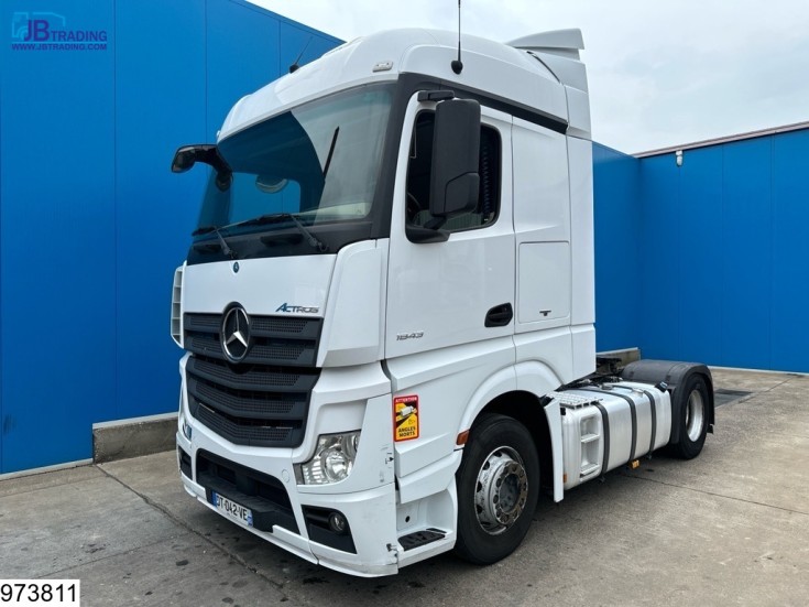 Mercedes Actros 1843