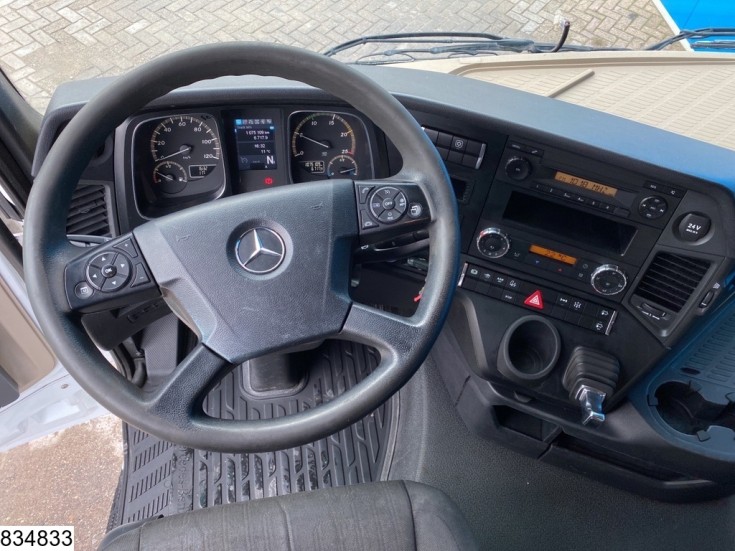 Mercedes Actros 1845