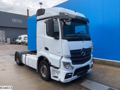 Mercedes Actros 1845