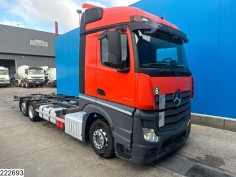 Mercedes Actros 2542