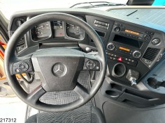 Mercedes Actros 2542