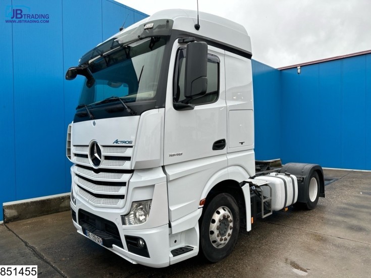 Mercedes Actros 1848