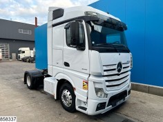 Mercedes Actros 1845