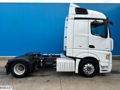 Mercedes Actros 1845