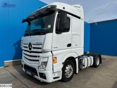 Mercedes Actros 1845