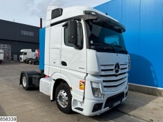 Mercedes Actros 1845