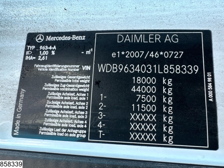 Mercedes Actros 1845