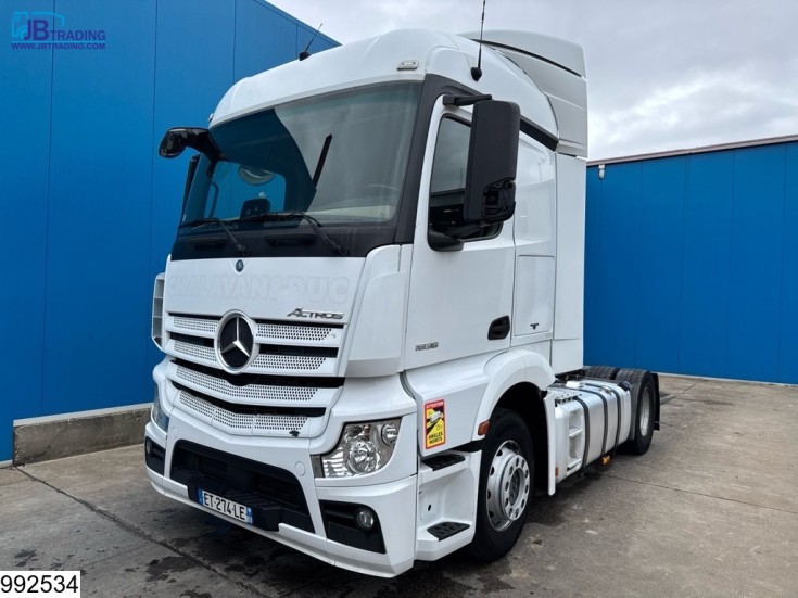 Mercedes Actros 1836