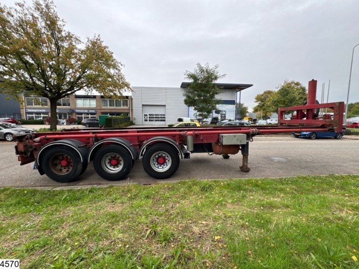 Weight Lifter Container chassis