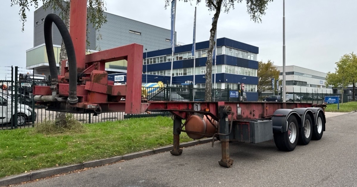 Weight Lifter Container chassis | JB Trading used trucks
