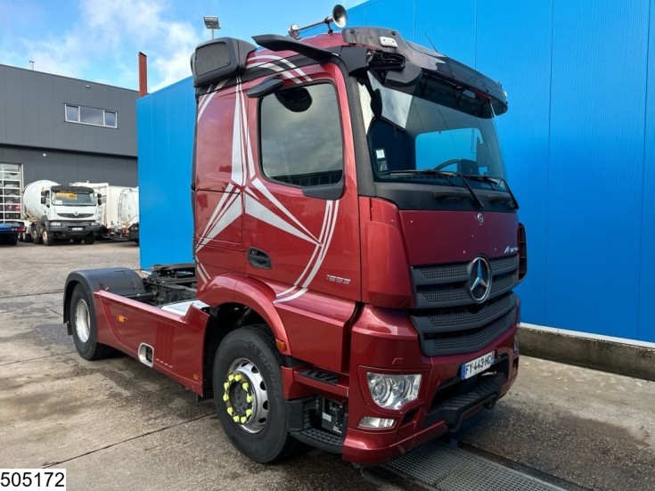 Mercedes Actros 1853