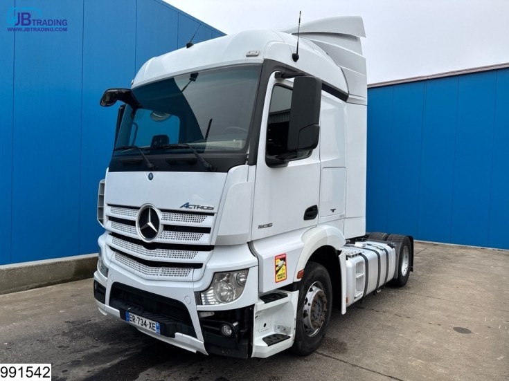 Mercedes Actros 1836