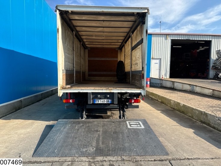 Renault Midlum 220 Dxi