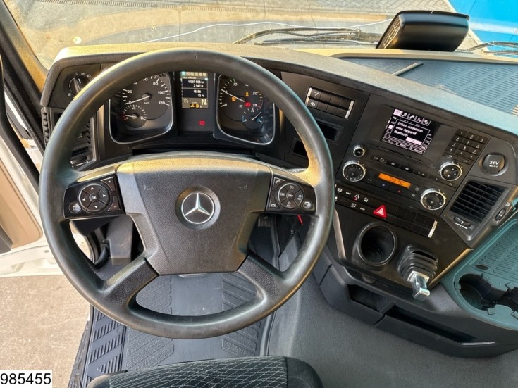 Mercedes Actros 1836