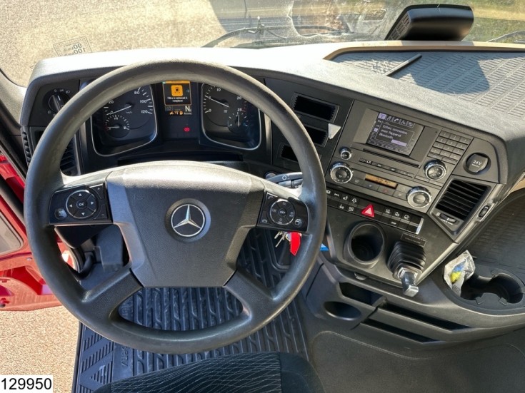 Mercedes Actros 2548