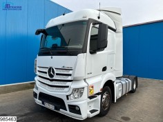 Mercedes Actros 1836