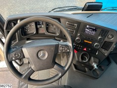 Mercedes Actros 1843