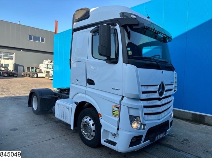 Mercedes Actros 1848