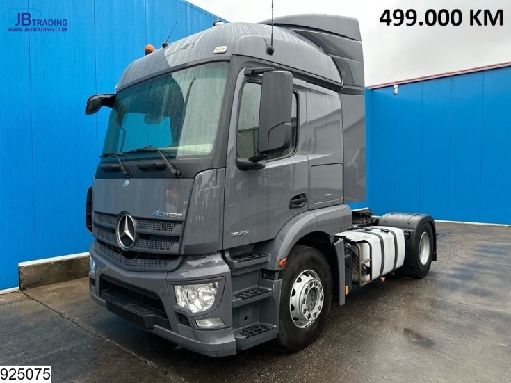 Mercedes Actros 1843