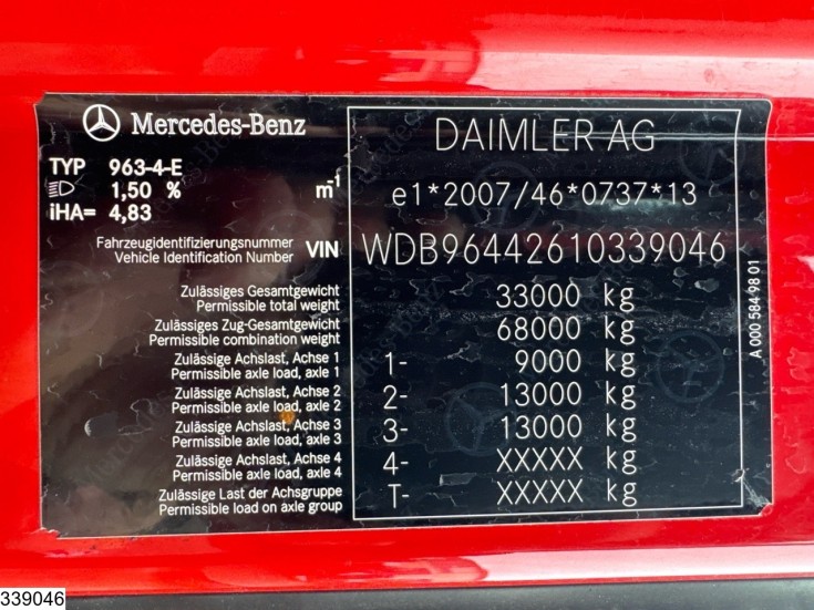 Mercedes Arocs 3353