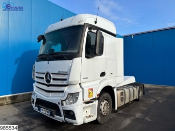 Mercedes Actros 1836