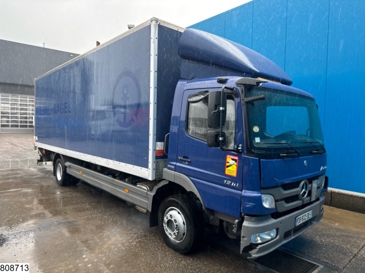 Mercedes Atego 1218