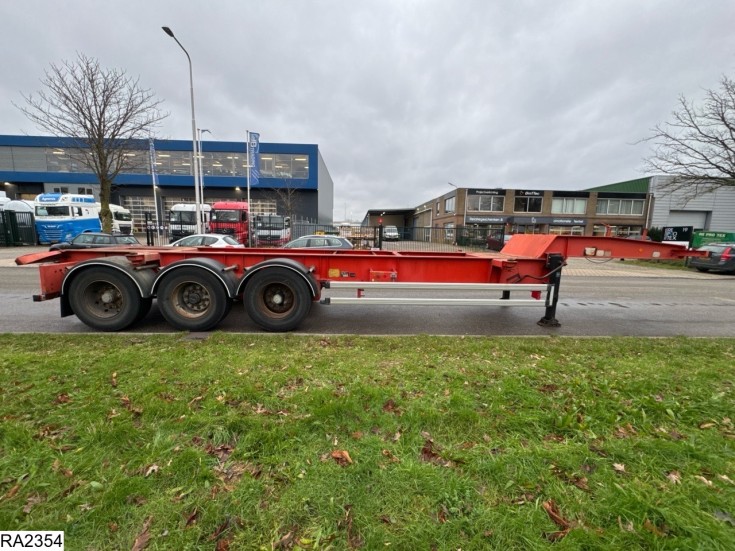 Fruehauf Chassis