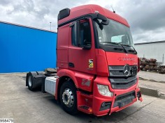 Mercedes Actros 1843