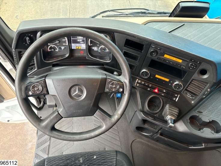 Mercedes Actros 1842