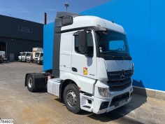 Mercedes Actros 1845